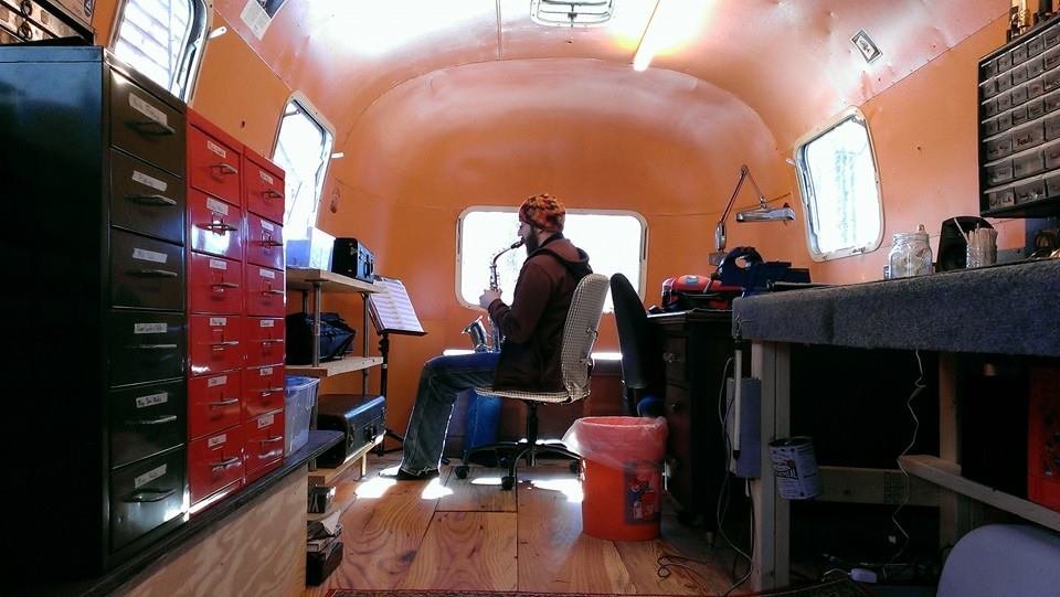 1606899_10151984140397399_86948393_n