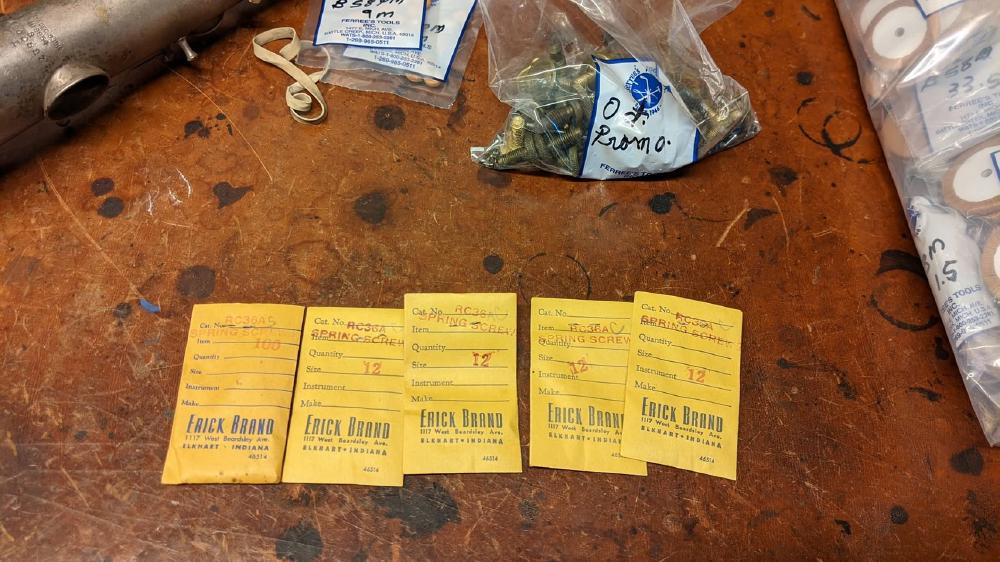 Old Erick Brand flat spring screws. Some nice human sent me these! I should be set for a while.