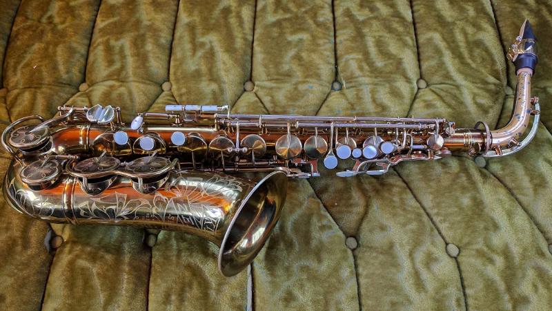 Another stunningly beautiful all original King Zephyr Special gets overhauled and goes out into the world to make music again after a long, long sleep in a case in a closet somewhere.