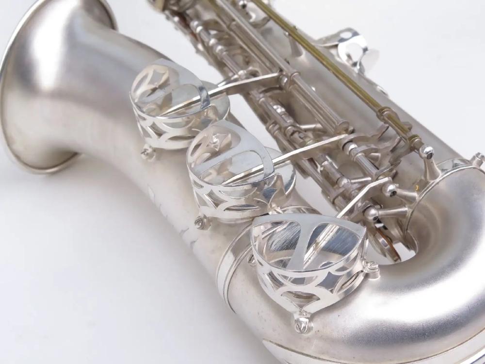 Silver engraved semi-Rationnel — detail